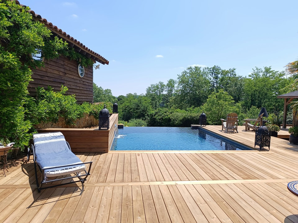 Plages de piscines et Terrasses de maisons